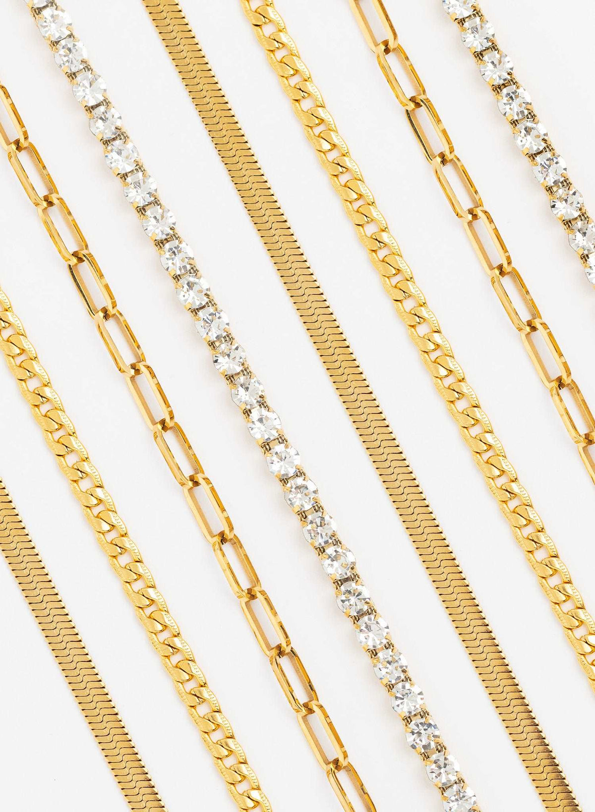 Adorné creme with zircon strap