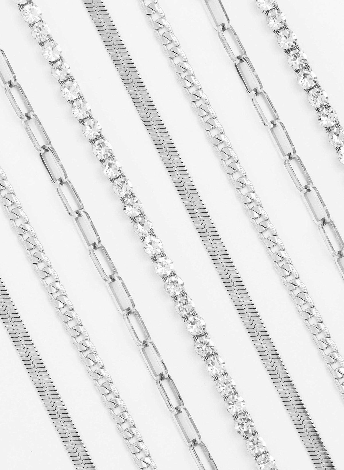 Adorné creme with zircon strap