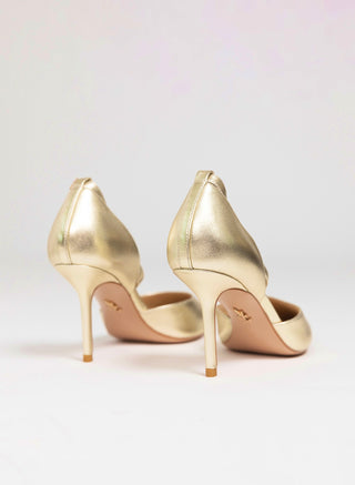 Adorné Guld blomsterrem og grundlæggende læderrem - En sko, to stropper.